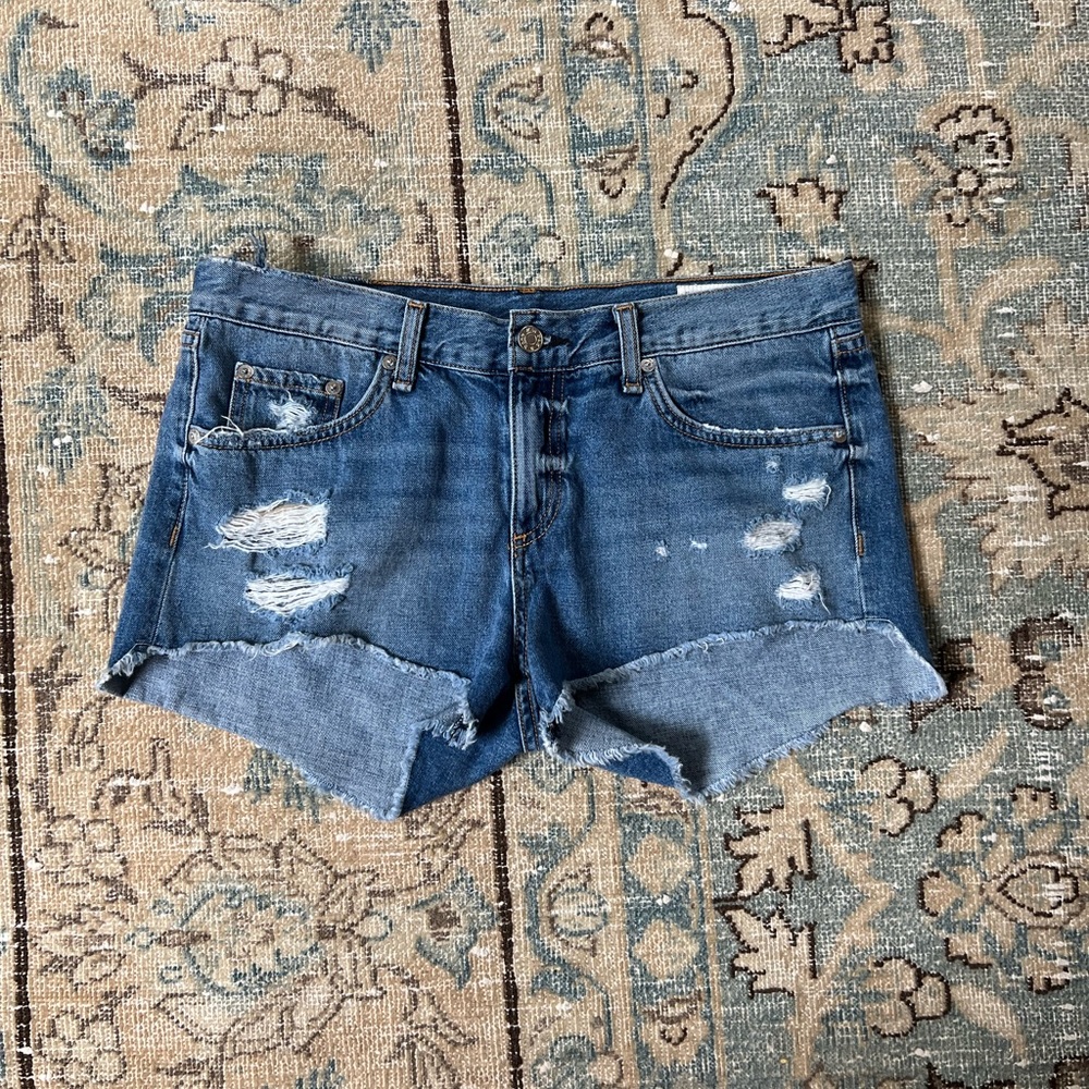 Rag and Bone distressed jean shorts size 28